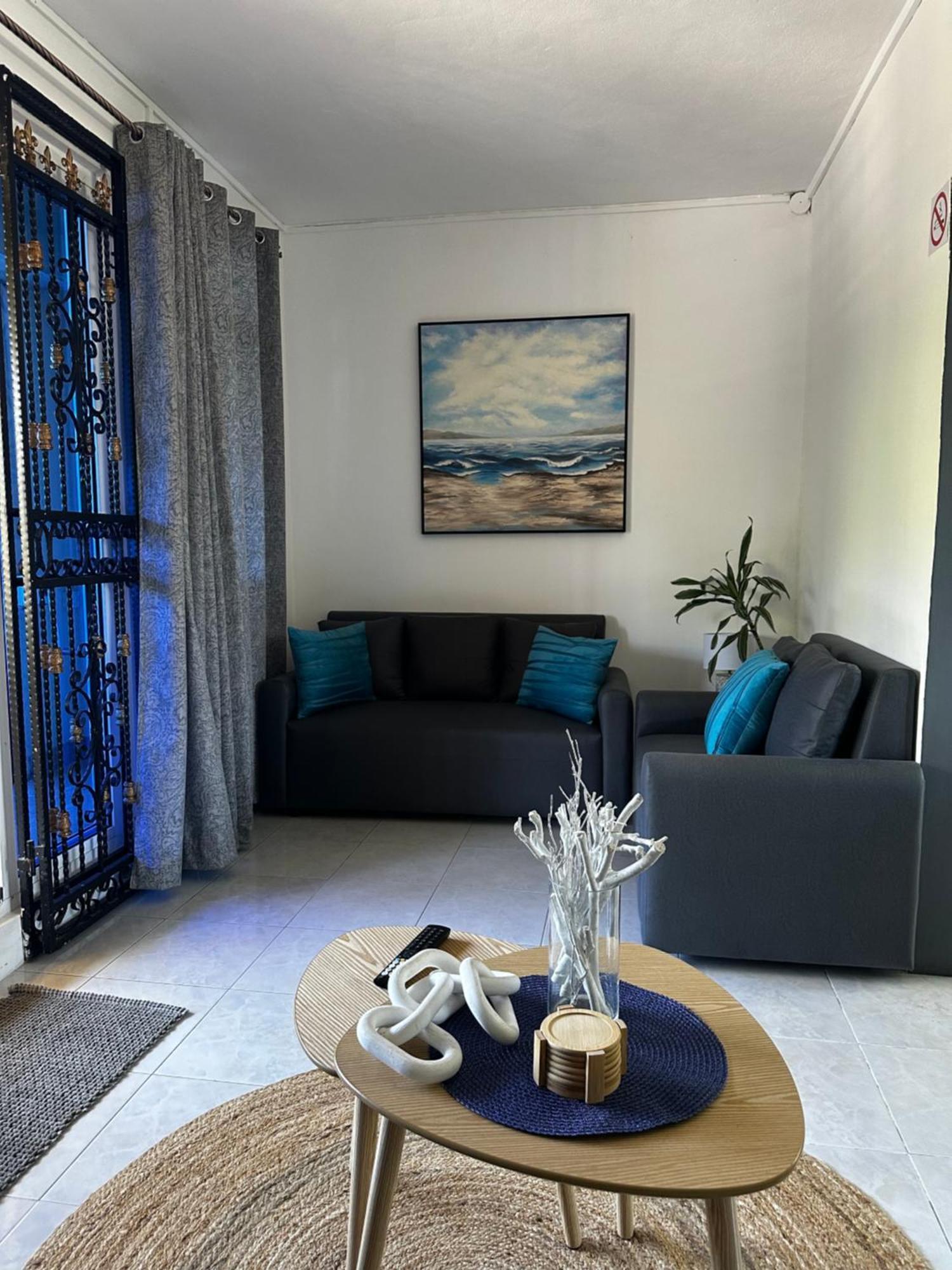 Oc Apartment